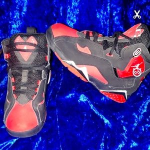 Jordan True Flight child size 12